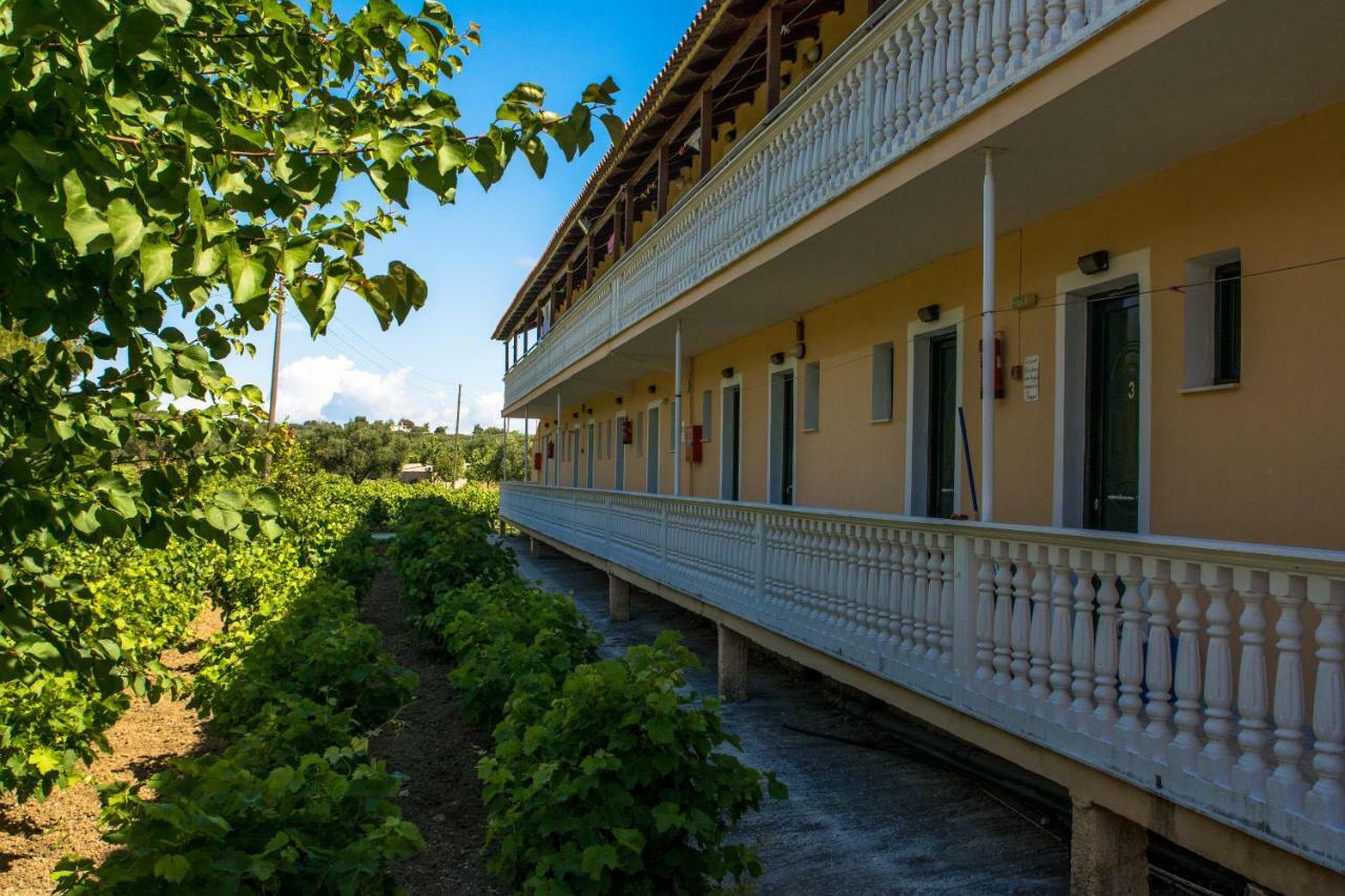 Nikos Studios Alykes Zakynthos Island ภายนอก รูปภาพ