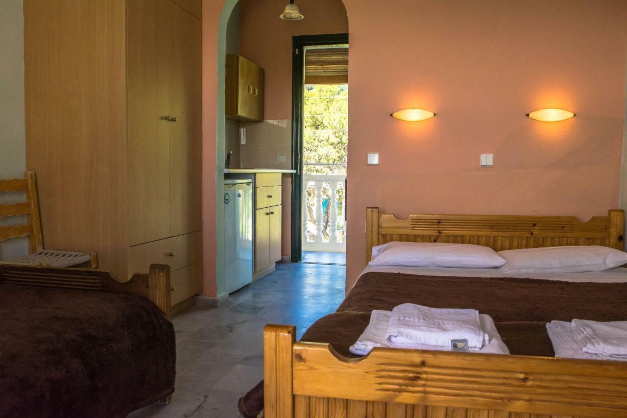 Nikos Studios Alykes Zakynthos Island ภายนอก รูปภาพ