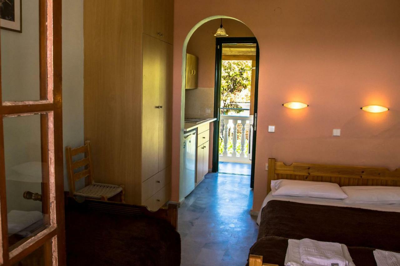 Nikos Studios Alykes Zakynthos Island ภายนอก รูปภาพ